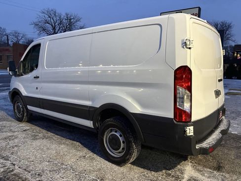 Used 2016 Ford Transit 250 130 Low Roof image 8