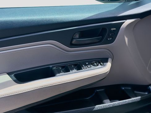 Used 2020 Honda Odyssey EX-L image 16