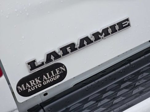 Used 2024 RAM 2500 Laramie AWD/4WD image 11