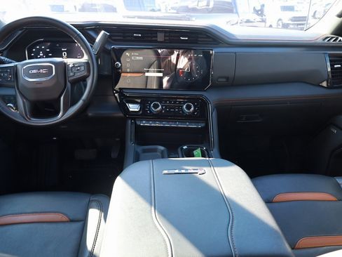 Used 2024 GMC Sierra 3500 AT4 w/ AT4 Premium Plus Package image 18