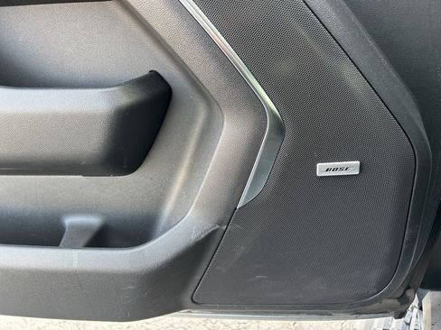 Used 2024 Chevrolet Tahoe High Country image 16