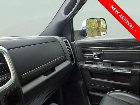 Used 2017 RAM 2500 Limited AWD/4WD image 21