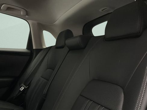 Certified 2024 Honda HR-V EX-L image 16