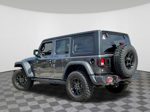Used 2025 Jeep Wrangler Unlimited Sport AWD/4WD image 4