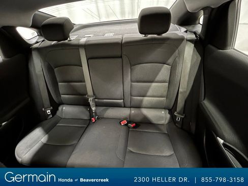 Used 2024 Chevrolet Malibu LT image 30