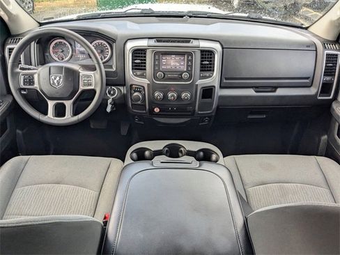 Used 2024 RAM 1500 Classic SLT image 15