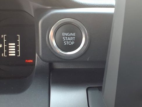 Certified 2025 Toyota 4Runner SR5 image 21