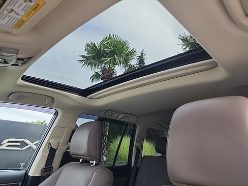 Certified 2023 Lexus GX 460 Luxury w/ Sport Design Package AWD/4WD image 13