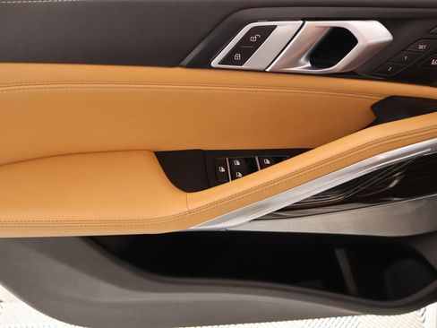 Used 2024 BMW X6 M60i image 17