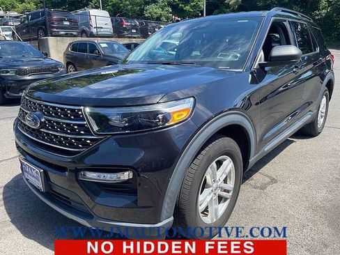 Used 2021 Ford Explorer XLT w/ Equipment Group 202A AWD/4WD image 1