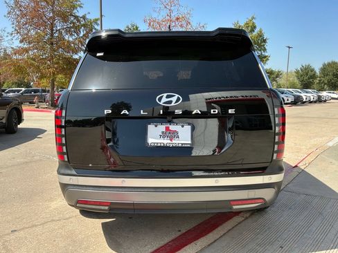 Used 2026 Hyundai Palisade SEL FWD image 7