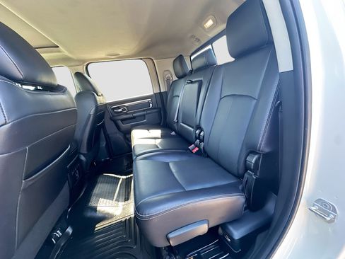 Used 2018 RAM 2500 Laramie w/ Sport Appearance Group AWD/4WD image 30
