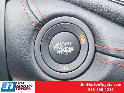 Used 2025 Dodge Durango GT AWD/4WD image 23
