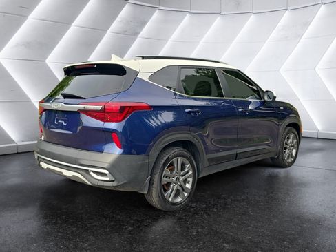 Used 2023 Kia Seltos S w/ Navigation Package FWD image 5