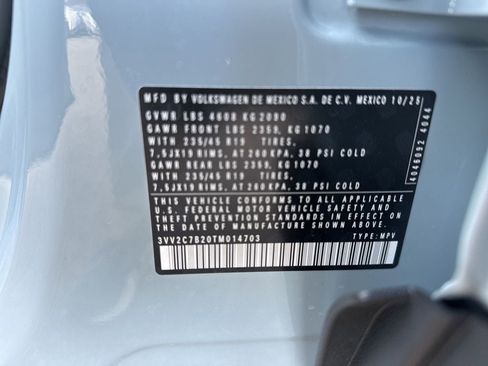 New 2026 Volkswagen Taos SE image 29