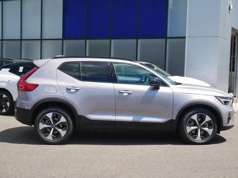 New 2026 Volvo XC40 B5 Plus w/ Protection Package Premier image 2