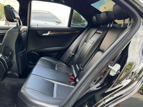 Used 2012 Mercedes-Benz C 250 Sedan image 35