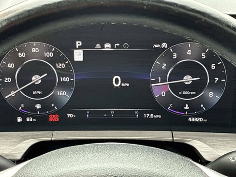 Used 2024 Kia Telluride SX Prestige X-Line AWD/4WD image 32