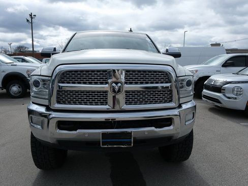 Used 2016 RAM 2500 Laramie w/ Convenience Group AWD/4WD image 2
