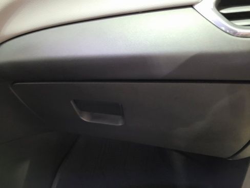 Used 2021 Chevrolet Equinox LT w/ LPO, Floor Liner Package image 59