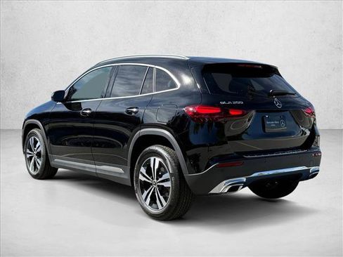 Certified 2025 Mercedes-Benz GLA 250 GLA 250 image 9