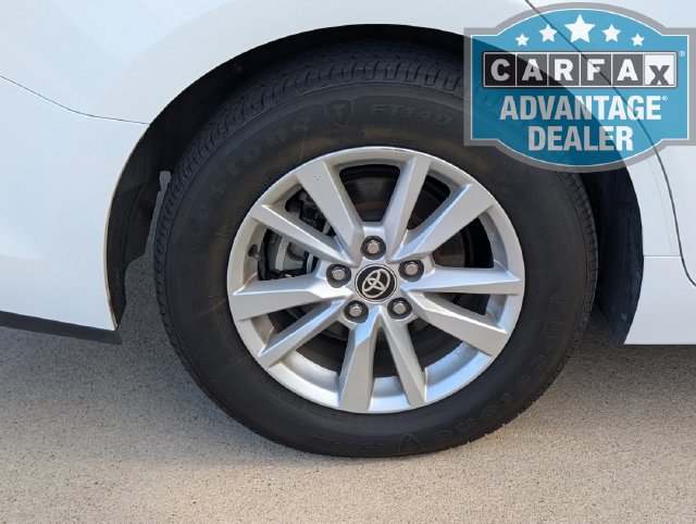 Used 2025 Toyota Camry LE FWD image 7