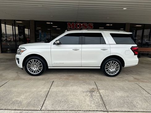 Certified 2022 Ford Expedition Platinum AWD/4WD image 7