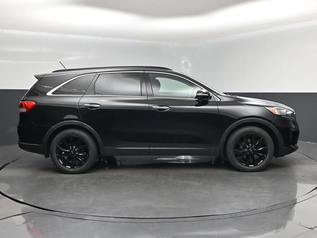 Used 2019 Kia Sorento S AWD/4WD image 2