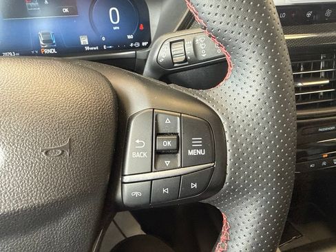 Used 2024 Ford Escape ST-Line Select w/ Tech Pack #2 AWD/4WD image 18