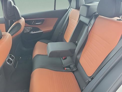 Used 2024 Mercedes-Benz C 300 Sedan image 10