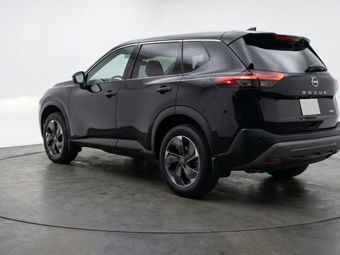 Used 2025 Nissan Rogue SV AWD/4WD image 6