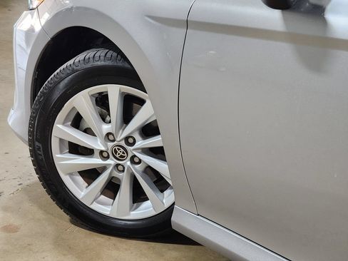 Used 2022 Toyota Camry LE FWD image 23