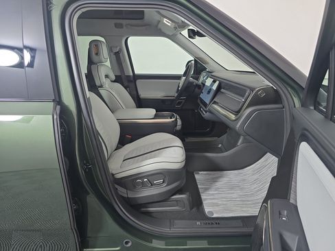 Used 2024 Rivian R1S Launch Edition AWD/4WD image 24