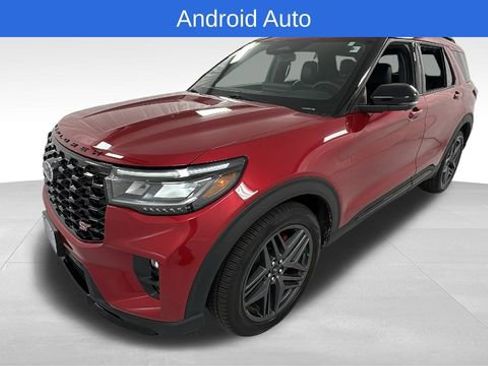 Used 2025 Ford Explorer ST image 7