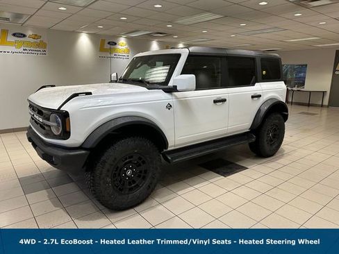 New 2026 Ford Bronco Outer Banks image 2