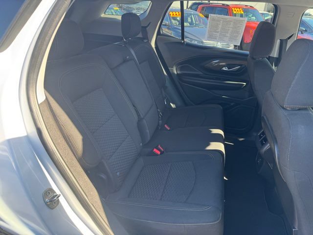 Used 2020 GMC Terrain SLE w/ Elevation Edition AWD/4WD image 17