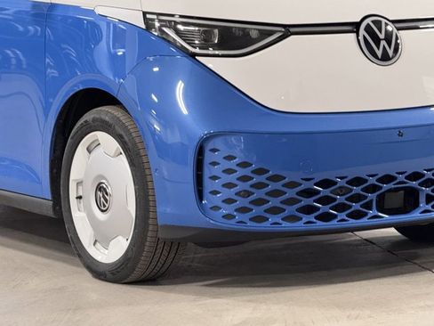New 2025 Volkswagen ID. Buzz 1st Edition image 3