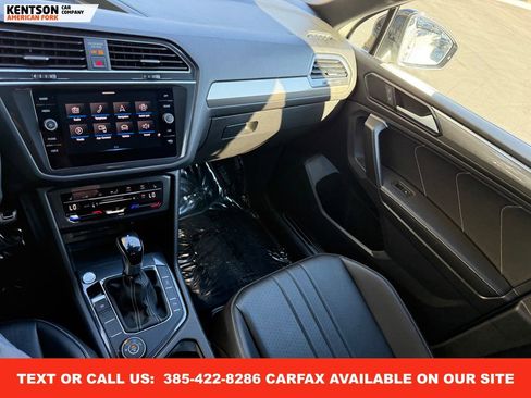 Used 2022 Volkswagen Tiguan SE R-Line image 23