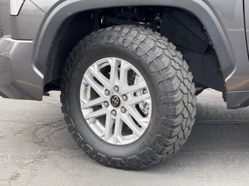 Used 2023 Toyota Tundra SR5 w/ SR5 Convenience Package image 17