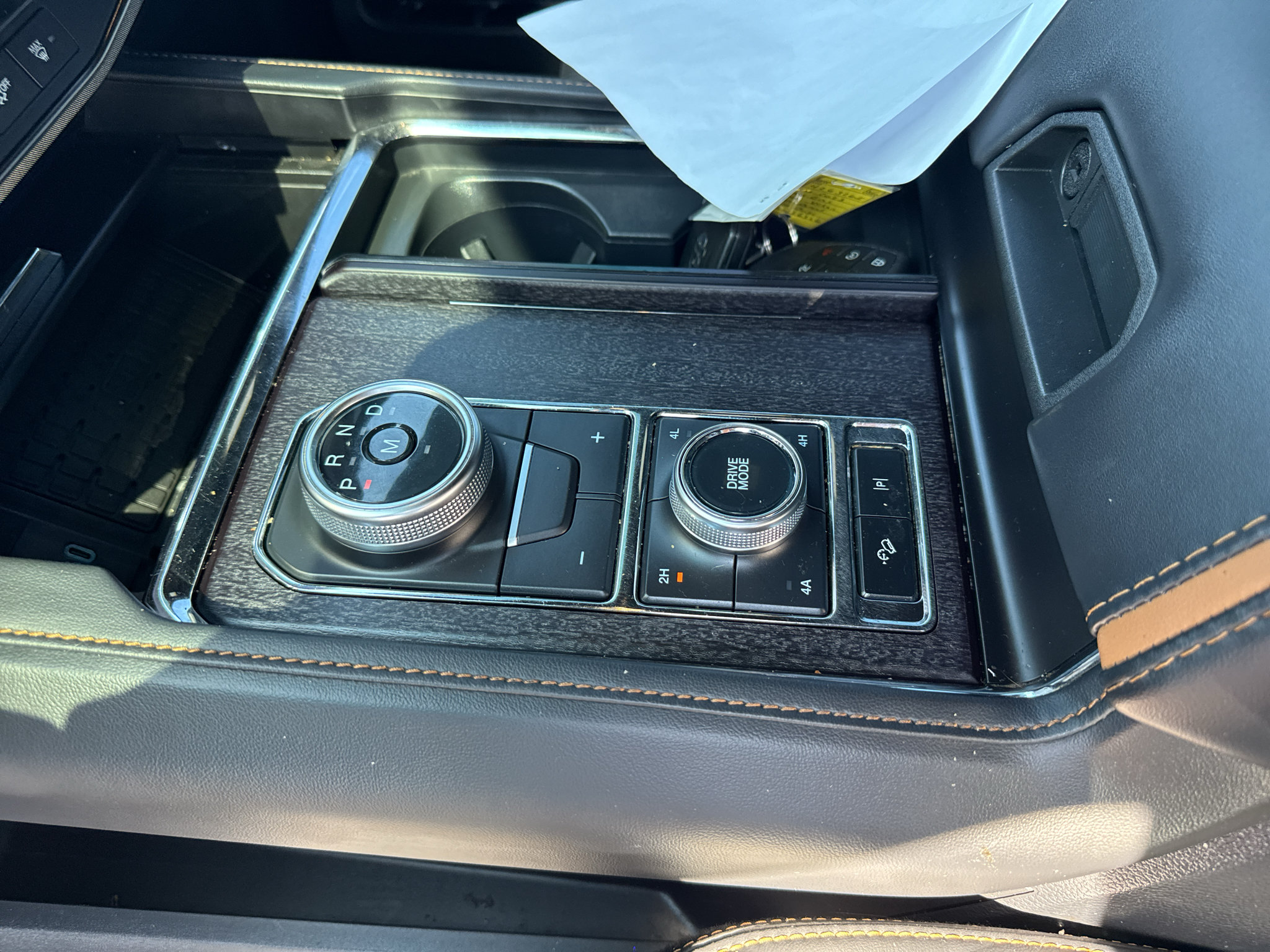 Used 2024 Ford Expedition Platinum AWD/4WD image 10