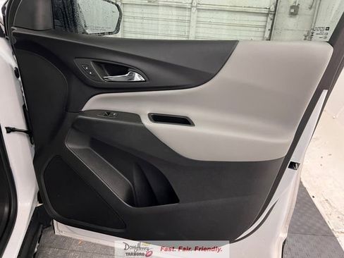 Used 2024 Chevrolet Equinox LS w/ LS Convenience Package FWD image 40