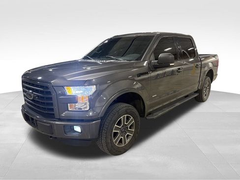 Used 2016 Ford F150 XLT w/ Equipment Group 302A Luxury AWD/4WD image 14