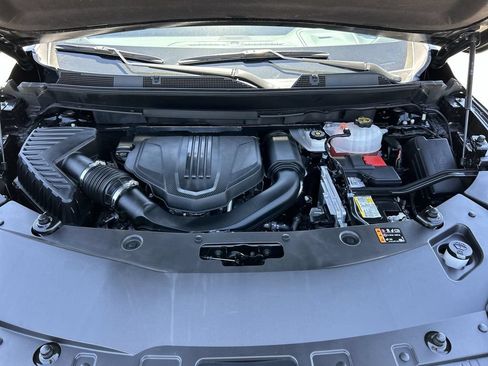Used 2025 Buick Enclave Sport Touring FWD image 30