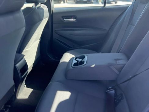Used 2021 Toyota Corolla LE w/ Carpet Mat Package (TMS) image 16