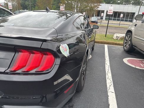 Used 2021 Ford Mustang GT w/ Equipment Group 301A RWD image 5