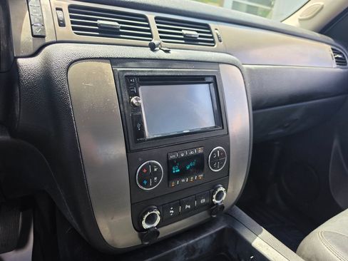 Used 2013 Chevrolet Silverado 3500 LTZ w/ LTZ Plus Package AWD/4WD image 24