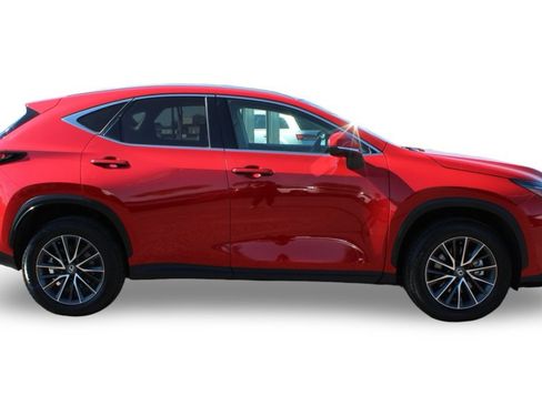 Used 2024 Lexus NX 350 AWD image 4