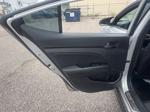 Used 2018 Hyundai Elantra Sport w/ Cargo Package FWD image 12