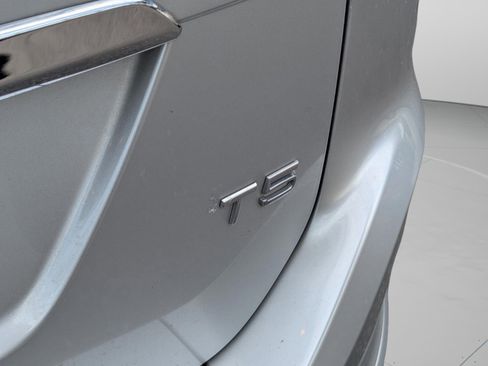 Used 2016 Volvo XC60 T5 Premier image 25
