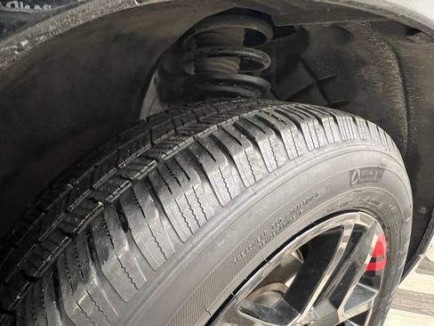 Used 2020 Chevrolet Traverse Premier w/ Redline Edition image 24